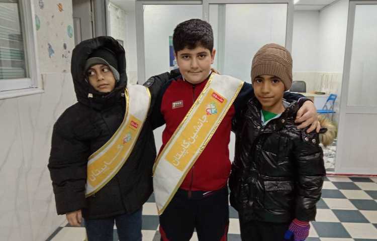 خوشامدگویی گروه زرد