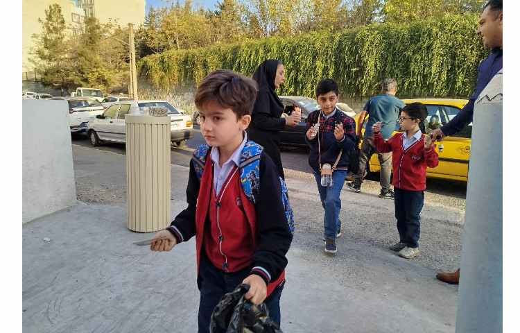 خوش آمدگویی مدیر مدرسه به دانش آموزان به مناسبت روز دانش آموز 13