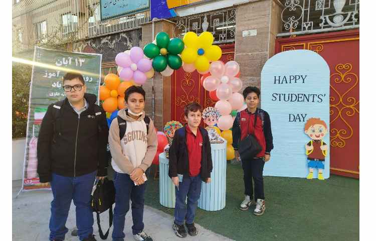 خوش آمدگویی مدیر مدرسه به دانش آموزان به مناسبت روز دانش آموز 39