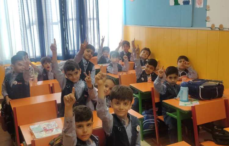 Welcome to school خوش آمدگویی 4