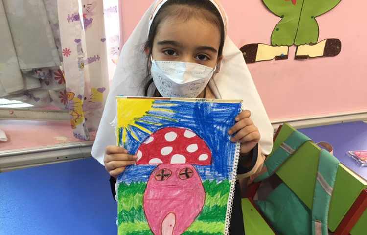 خونه قارچی،آموزش تنالیته رنگ سبز و شناخت سایه روشن 19