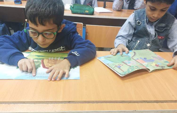 داستان خوانی باهدف تقویت روان خوانی و تقویت قدرت بیان 1