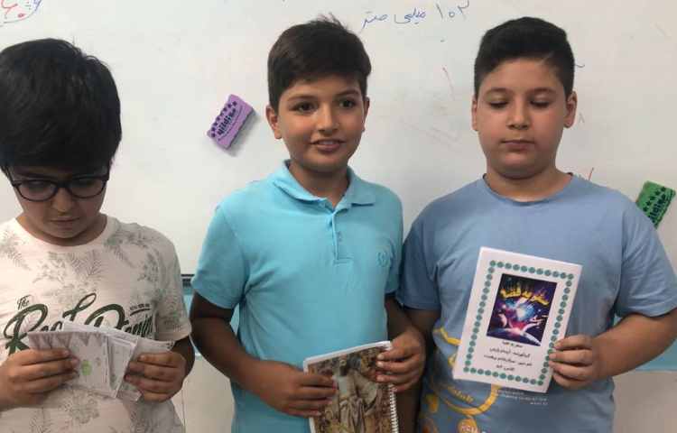 داستان خوانی در کلاس 3