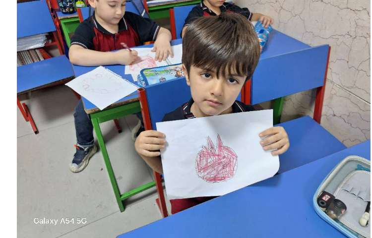 داستان مهمان انار و بعد کشیدن تصاویر