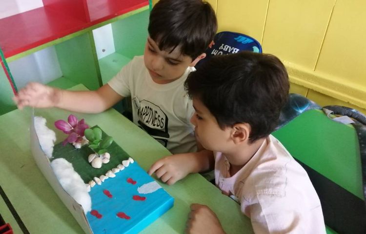 :دانشمندان کوچک، اجرای نمایش چرخه آب 4