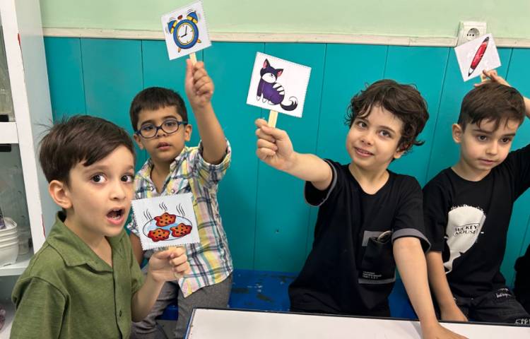 : دانشمندان کوچک در آزمایشگاه با آموزش حواس پنجگانه