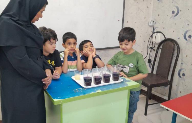 دانشمند کوچک آزمایش 1