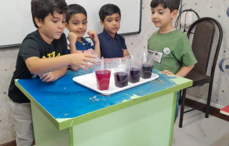 دانشمند کوچک آزمایش 3