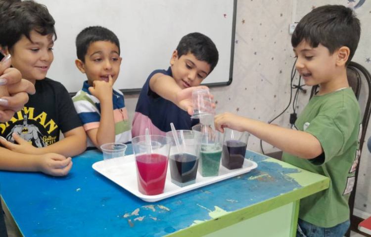 دانشمند کوچک آزمایش 5