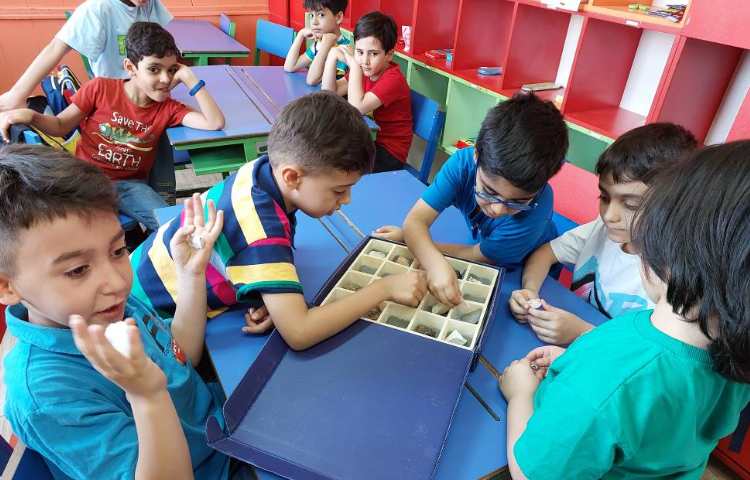 : دانشمند کوچک، آشنایی با انواع سنگ 3