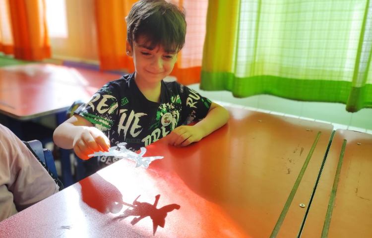 : دانشمند کوچک، آشنایی با سایه 3