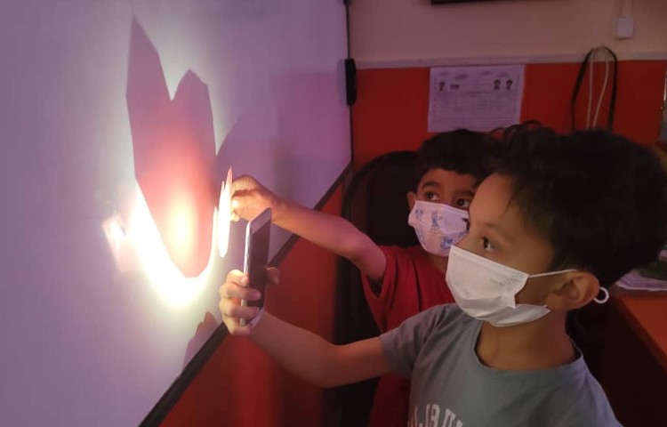 :دانشمند کوچک، بازی با سایه ها، کلاس کوهنوردان 14