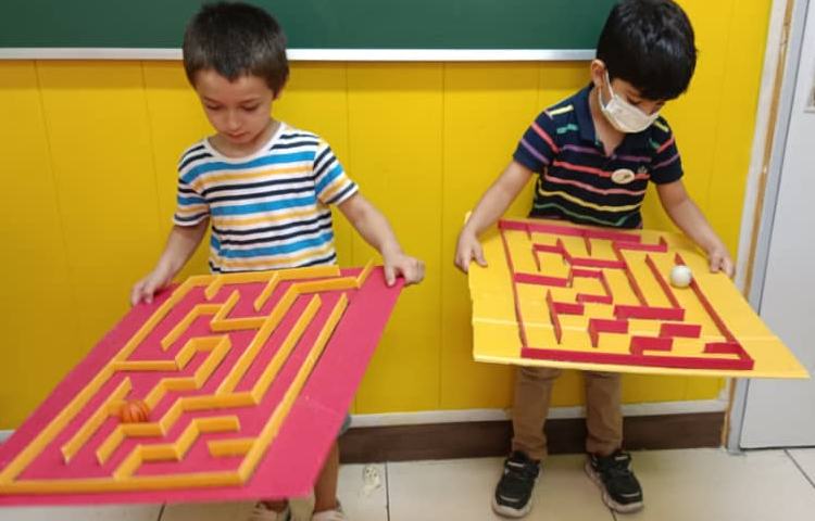 :دانشمند کوچک، بازی ماز و توپ، کلاس بادبادک 5