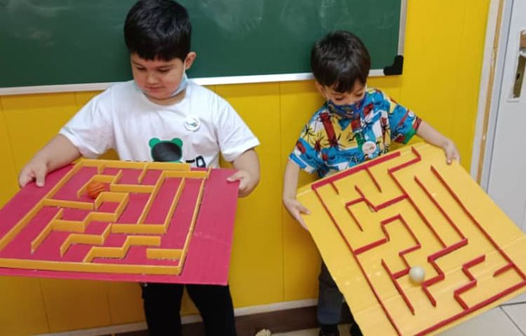 :دانشمند کوچک، بازی ماز و توپ، کلاس بادبادک 7