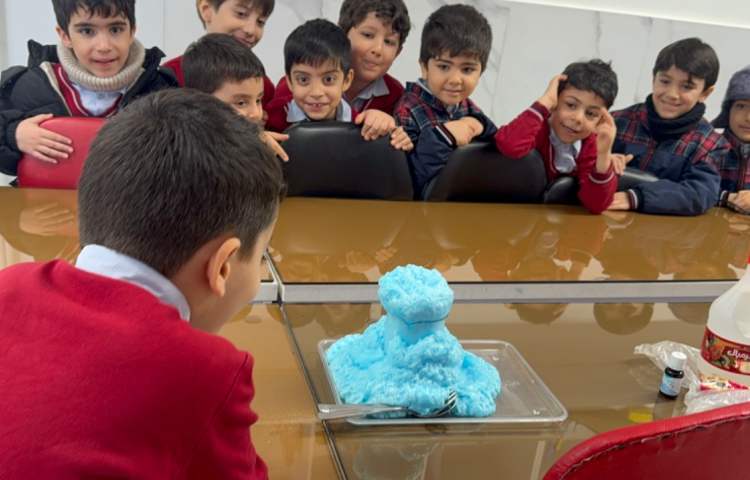 دانشمند کوچک: خمیردندان فیل 3