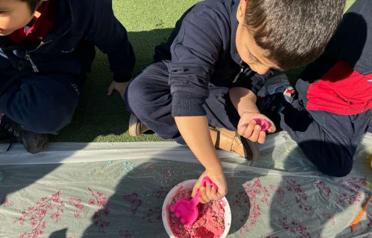 دانشمند کوچک: شن جادویی