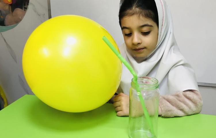 دانشمند کوچک