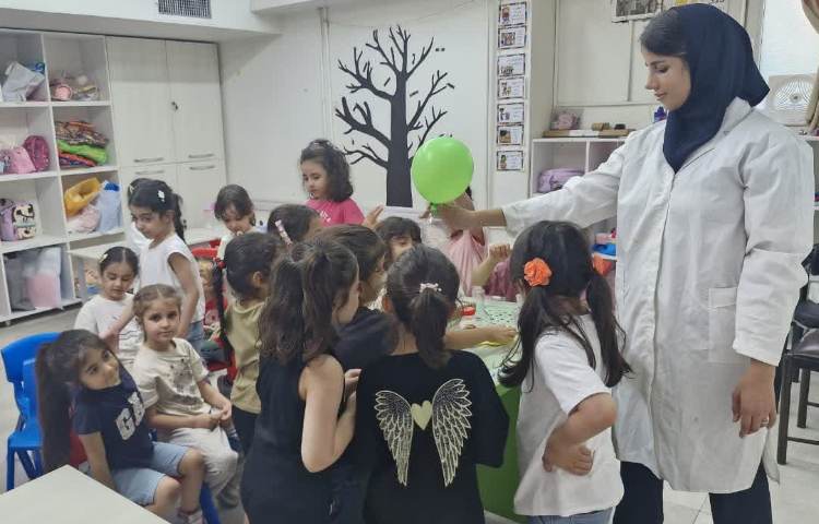 دانشمند کوچک