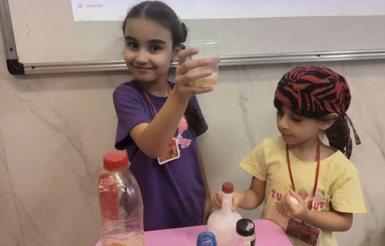 دانشمند کوچک