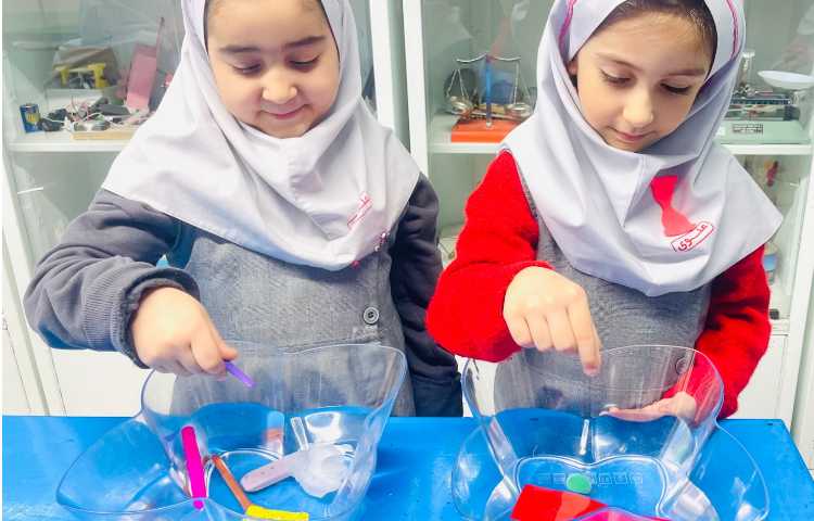 دانشمند کوچک