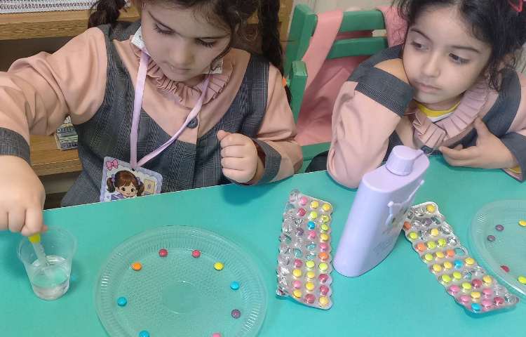 دانشمند کوچک