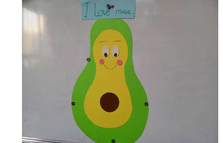 دانش آموزان باتوجه به تصاویر جمله سازی 3