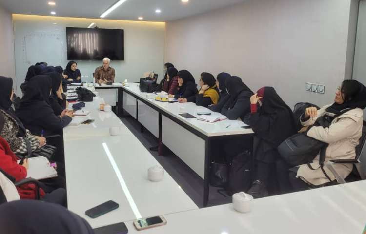 دانش افزایی ویژه آموزگاران پایه اول ابتدایی موسسه علوی 3