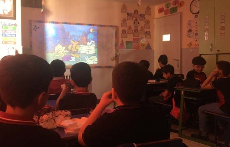 داوری آثار هنر و خلاقیت ویژه نمایشگاه دو سالانه هنر 13