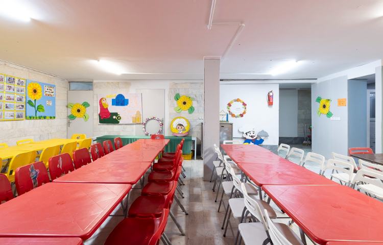 غذاخوری دبستان دخترانه خیابان چهارم تهران