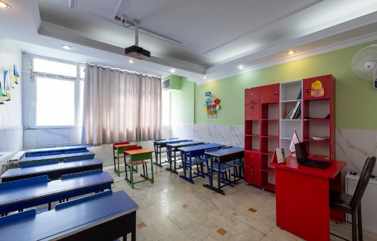 کلاس دبستان دخترانه خیابان چهارم تهران