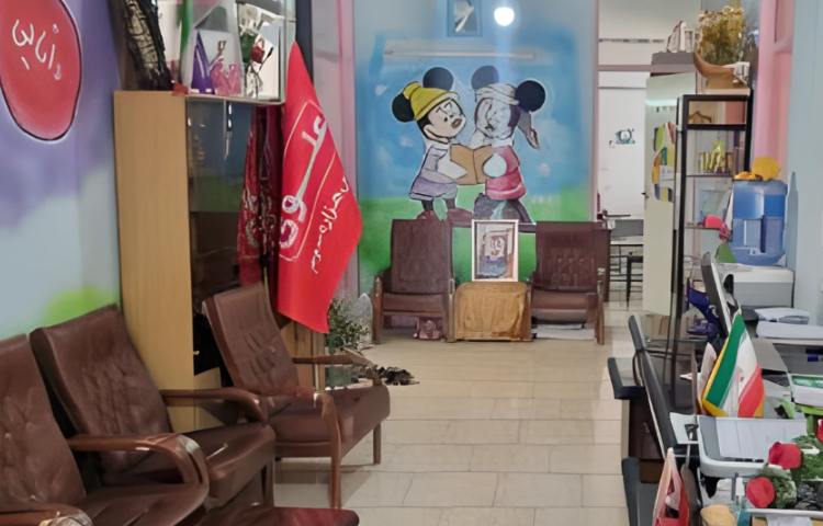 سالن ورودی دبستان دخترانه شادآفرین فردیس