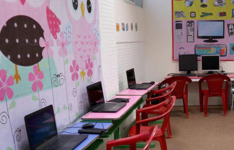سایت رایانه دبستان دخترانه شیراز