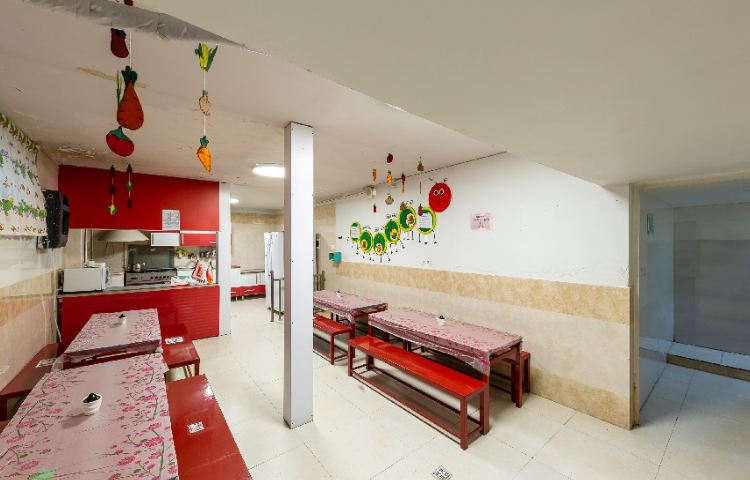 غذاخوری دبستان دخترانه منطقه 13 تهران - نیروی هوایی