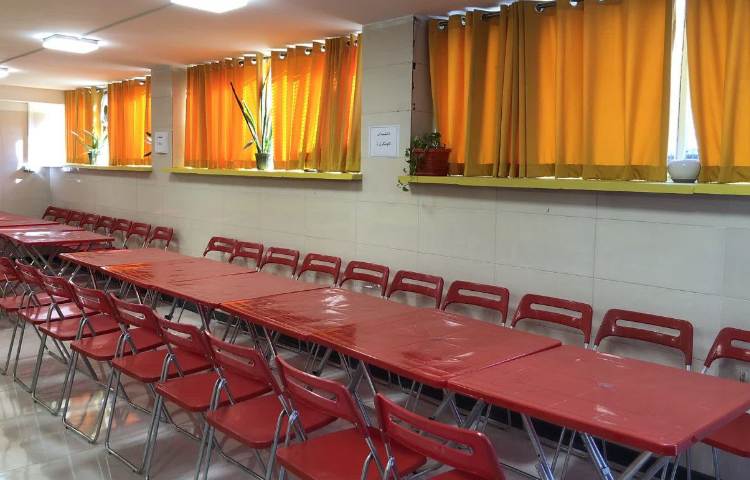 غذاخوری دبستان دخترانه منطقه 14 تهران - نبرد