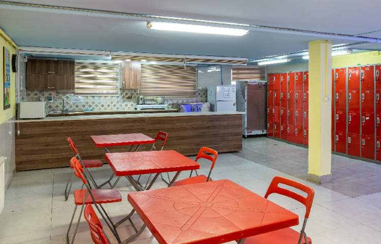 غذاخوری دبستان دخترانه منطقه 5 تهران - آریاشهر