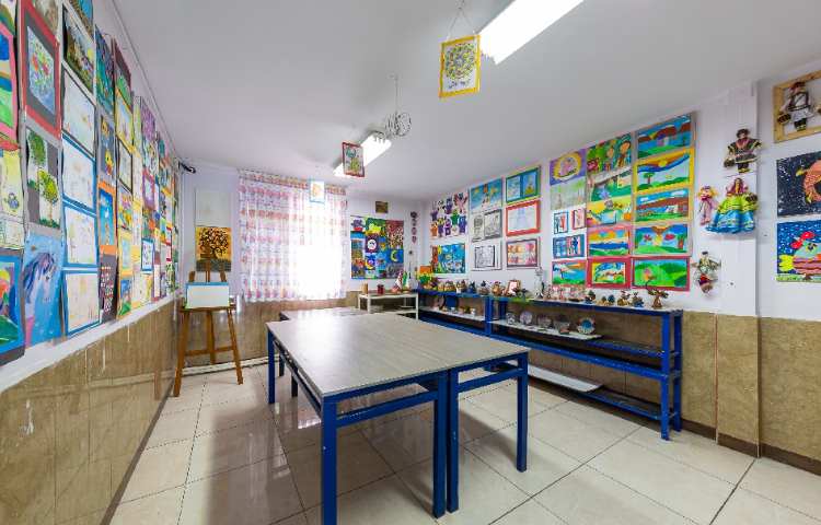 کارگاه دبستان دخترانه منطقه 5 تهران - آریاشهر