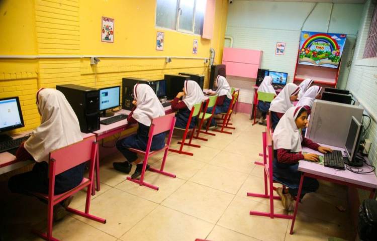 سایت رایانه دبستان دخترانه ناحیه 1 شیراز - ایمان جنوبی