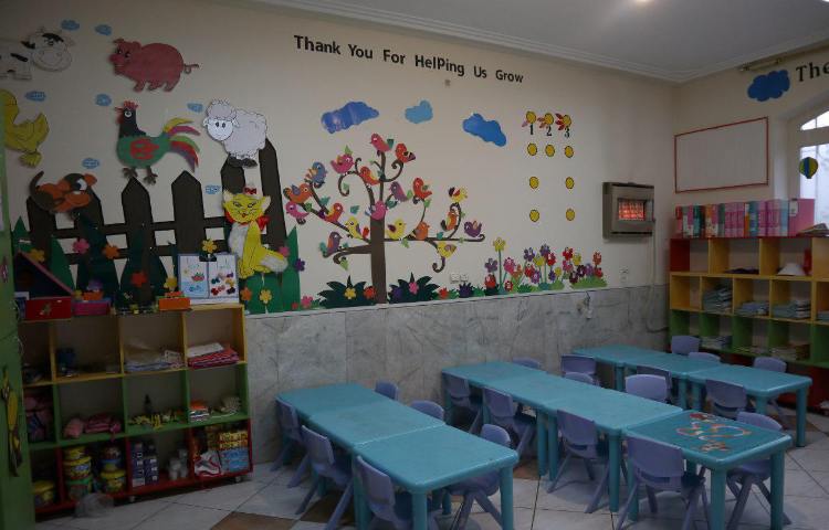 کلاس دبستان دخترانه ناحیه 1 شیراز - ایمان جنوبی