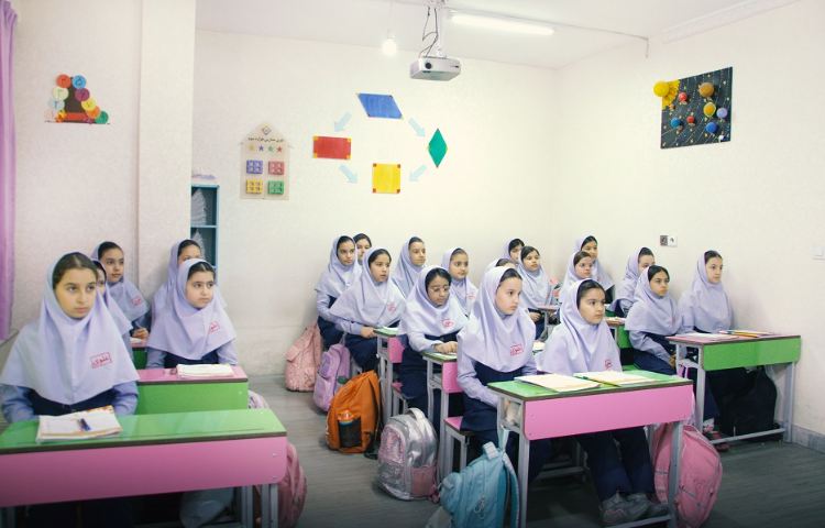 کلاس دبستان دخترانه ناحیه 4 مشهد - بهار