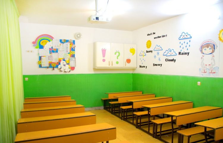 کلاس دبستان دخترانه ناحیه 7 مشهد - حجاب