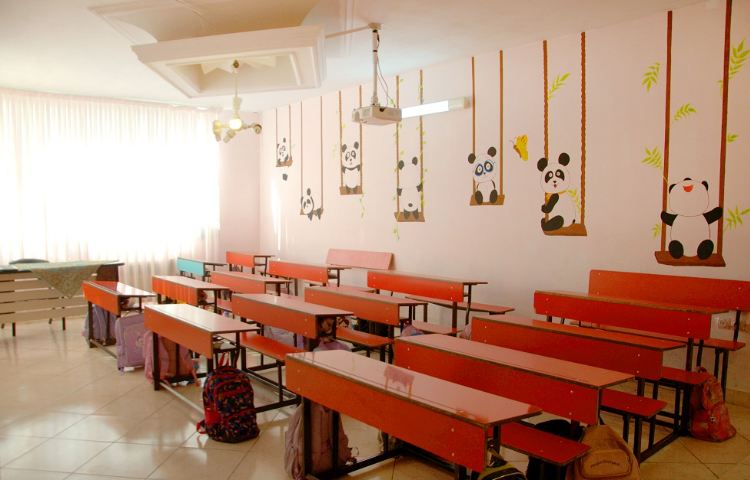 کلاس دبستان دخترانه ناحیه 7 مشهد - حجاب