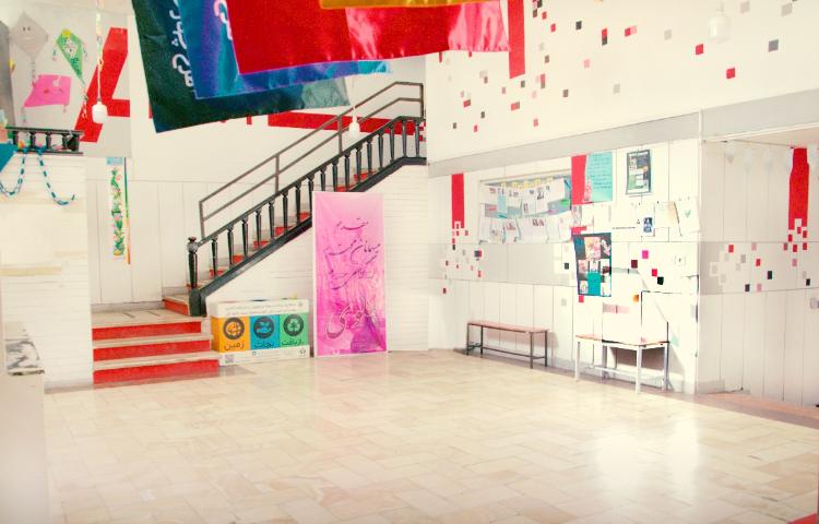 راه‌پله دبستان پسرانه ابونصر مشهد