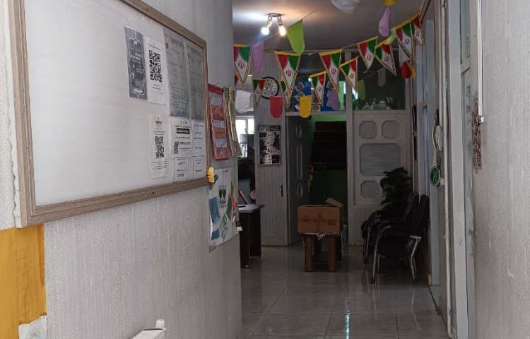 راه‌پله دبستان پسرانه باقرالعلوم گلپایگان