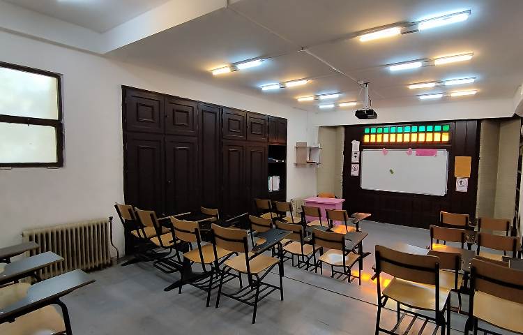 کلاس دبستان پسرانه ملاصدرا اصفهان