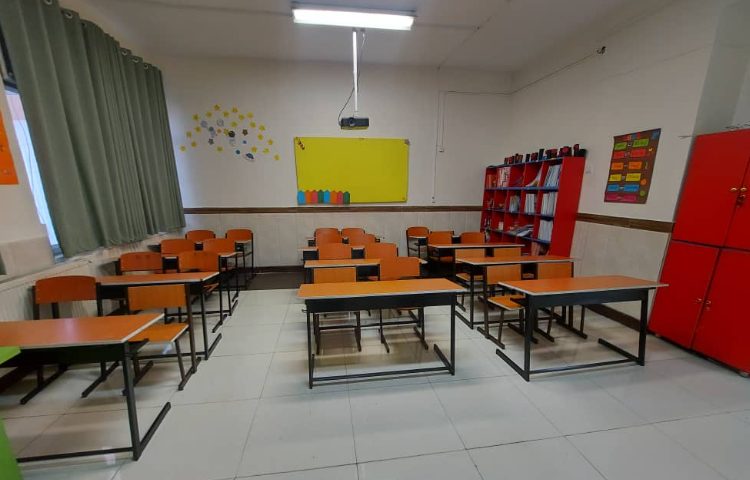 کلاس دبستان پسرانه منطقه 11 تهران - منیریه