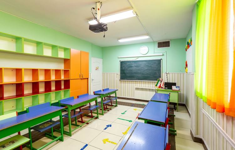 کلاس دبستان پسرانه منطقه 13 تهران - فلکه اطلاعات