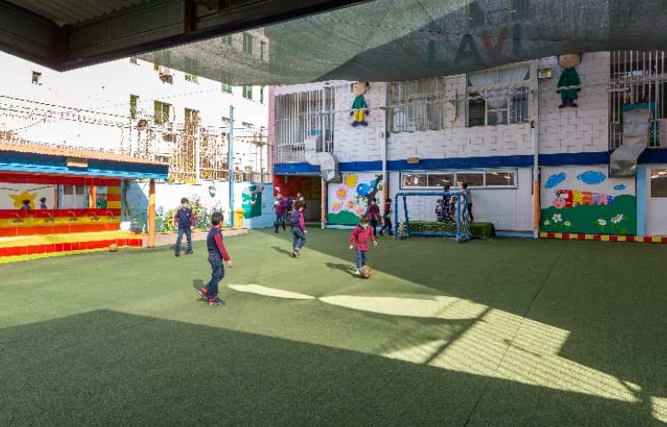 حیاط دبستان پسرانه منطقه 5 تهران - جنت آباد