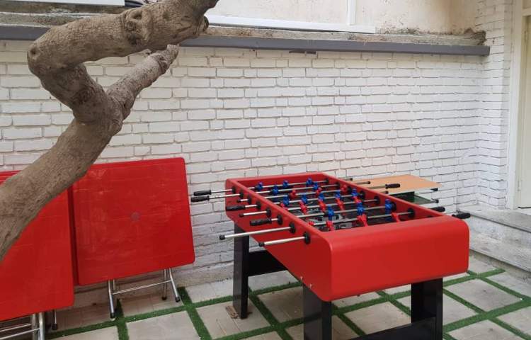 حیاط دبستان پسرانه میدان امامت تهران