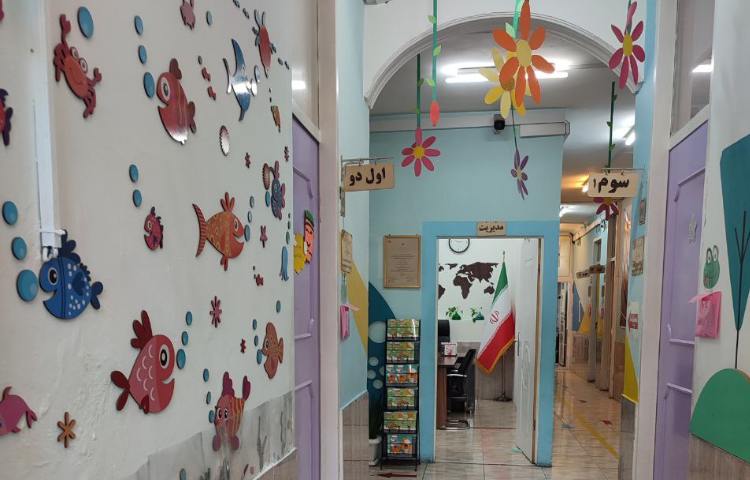 راه‌پله دبستان پسرانه ناحیه 1شیراز - فرهنگ شهر