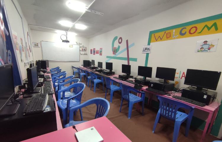 سایت رایانه دبستان پسرانه ناحیه 1شیراز - فرهنگ شهر